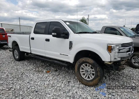 2017 Ford F250 Super Duty из США, поврежденный, VIN 1FT7W2BT7HED59246